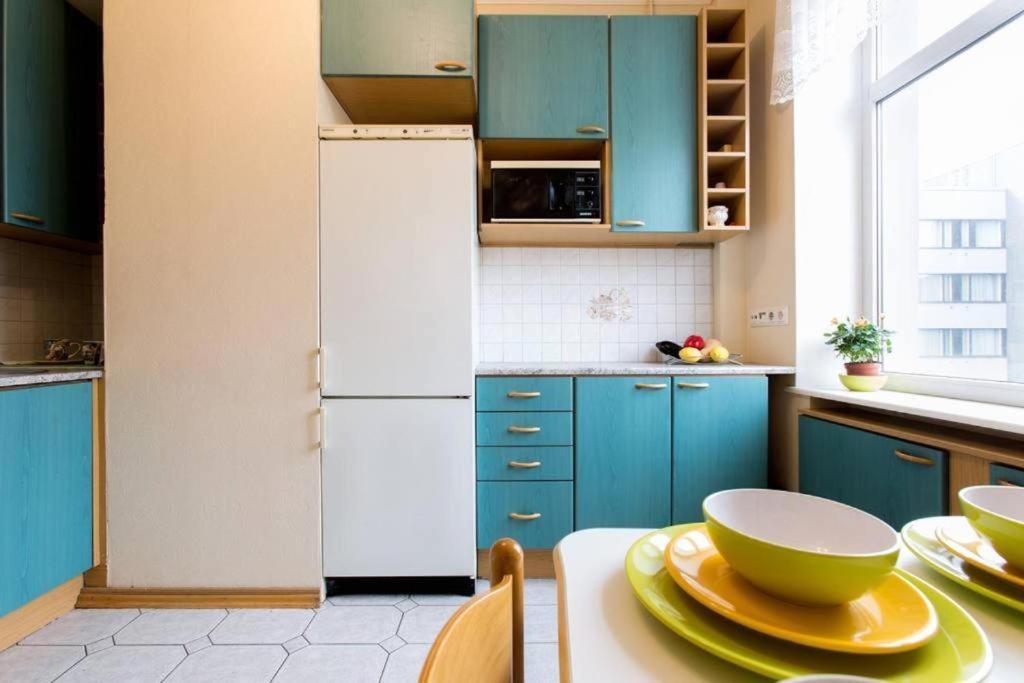 Bright Apartment Near Bus Statioon 塔林 外观 照片