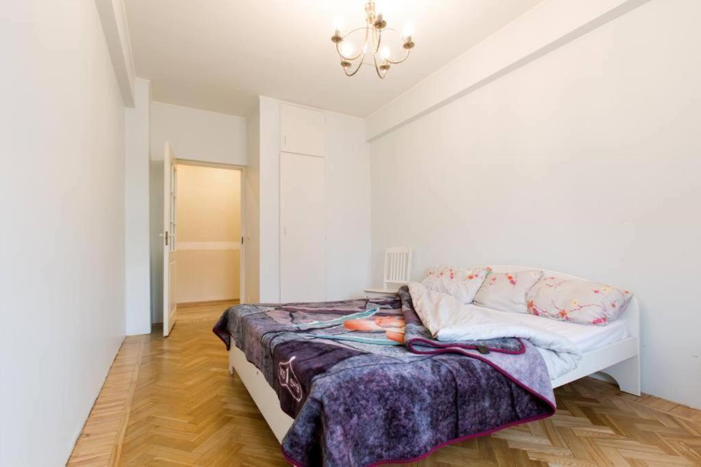 Bright Apartment Near Bus Statioon 塔林 外观 照片